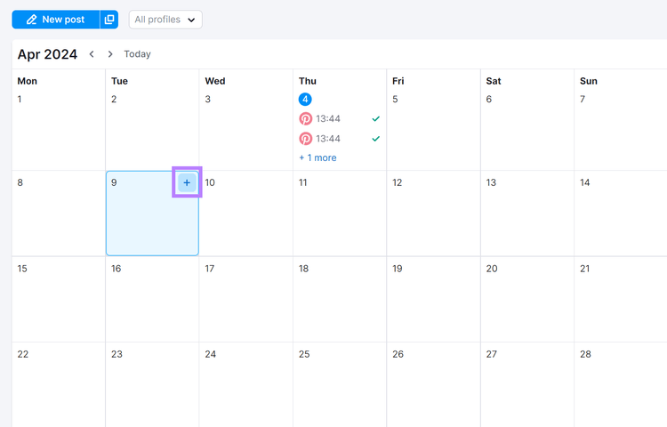 Semrush Social Poster calendar interface.