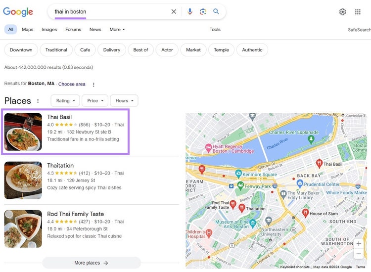 The local pack for "Thai in Boston” with the top result which has 800 reviews and a 4.0 average rating highlighted.