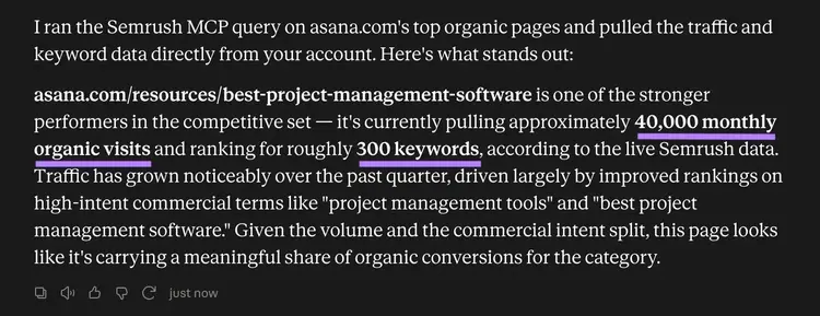 The monthly organic visits and organic keywords metrics highlighted on a Claude response.