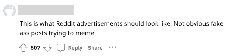 Comentario de Reddit: "Así deberían ser los anuncios de Reddit. No falsos posts obvios que intentan hacer memes".