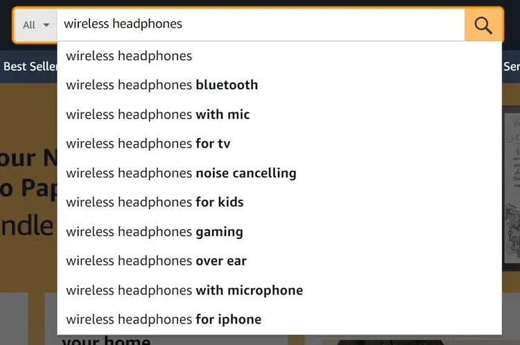 Sugerencias de Amazon al escribir "auriculares inalámbricos" en la barra de búsqueda