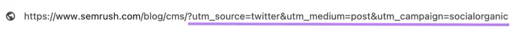 Ejemplo de una URL con parámetros UTM, que muestra que es una publicación orgánica de Twitter, para la atribución de tráfico.