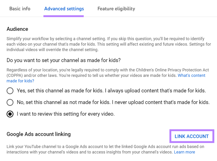 Sección "Vinculación de la cuenta de Google Ads" en la configuración avanzada de YouTube Studio