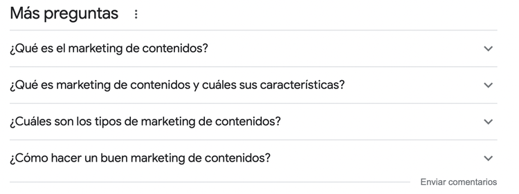 También puedes utilizar el fragmento destacado “Más preguntas” para encontrar consultas long-tail