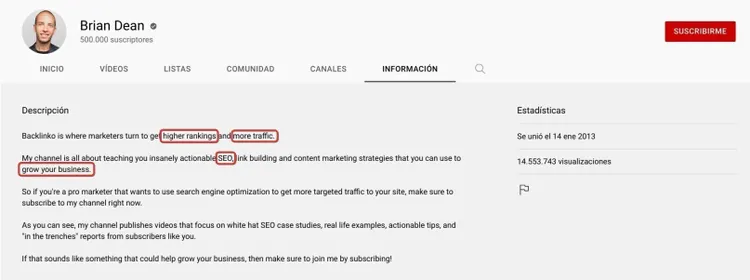 Descripción canal Backlinko con palabras clave resaltadas en rojo