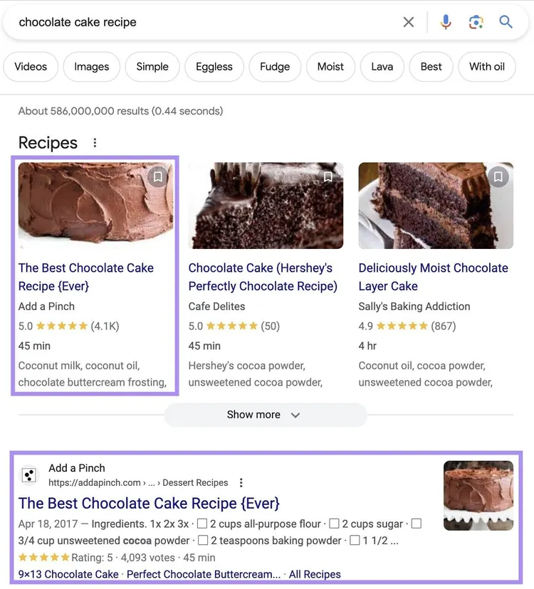El primer resultado de Google para "receta de tarta de chocolate" es de "Add a Pinch"