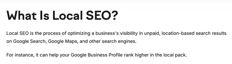 Optimisation du contenu pour les moteurs de recherche IA en commençant chaque section par un titre H2 sous forme de question, suivi d'un résumé en deux phrases.