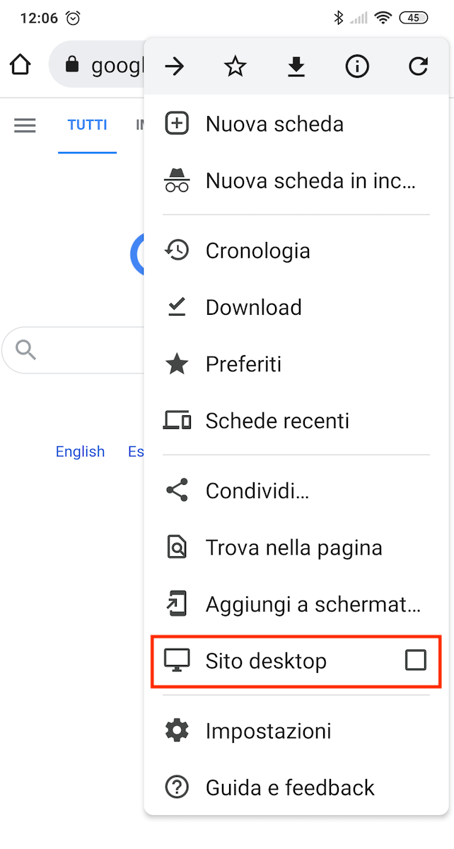 Menu Chrome mobile evidenziando opzione Sito desktop in riquadro rosso