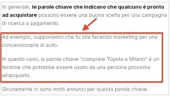 Testo articolo parole chiave evidenziato freccia rossa