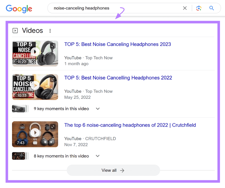 Exemplo de carrossel de vídeo na SERP do Google para a palavra-chave "fones de ouvido com cancelamento de ruído".